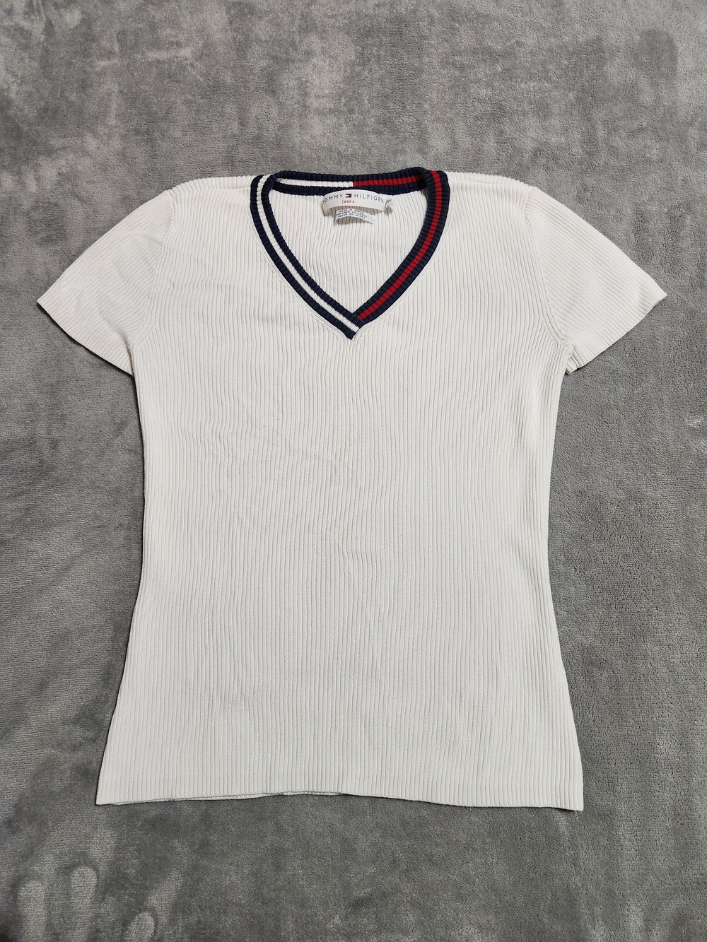 Tommy Hilfiger White Ribbed V-Neck Short Sleeve Top with Navy & Red Trim